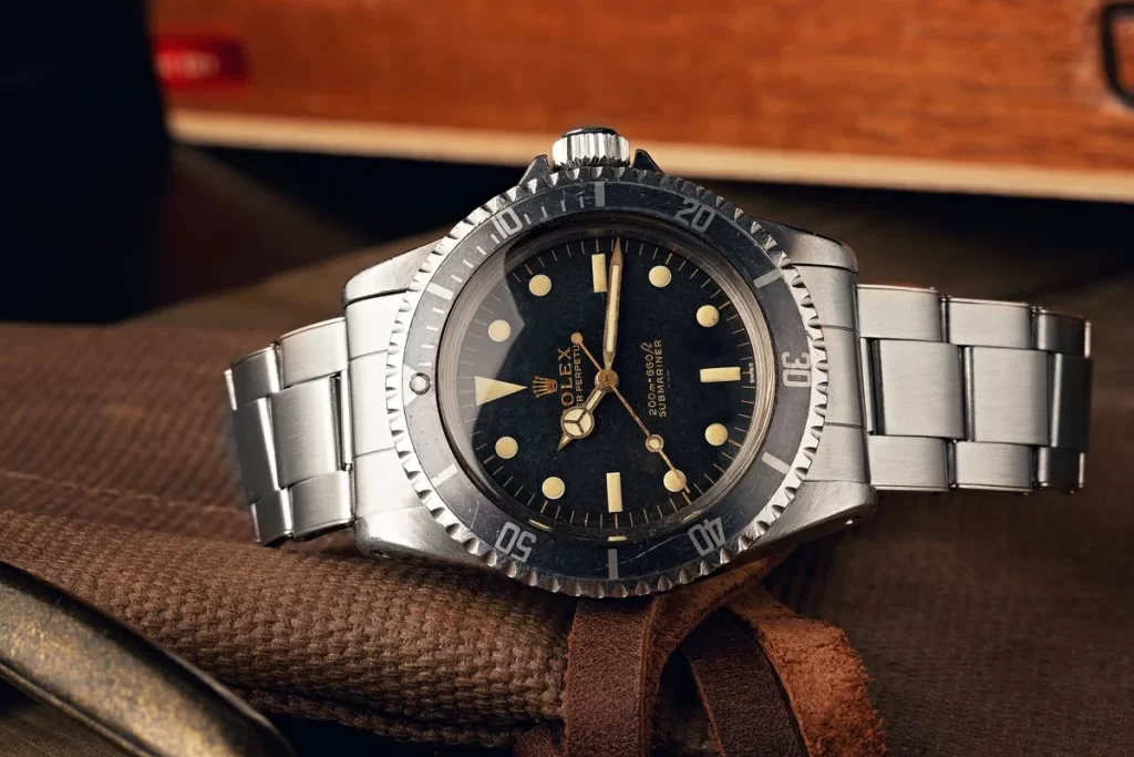 Cómo darle cuerda a un reloj Rolex